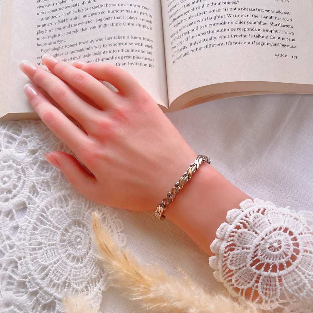 Positive Energy copper bracelet with magnets